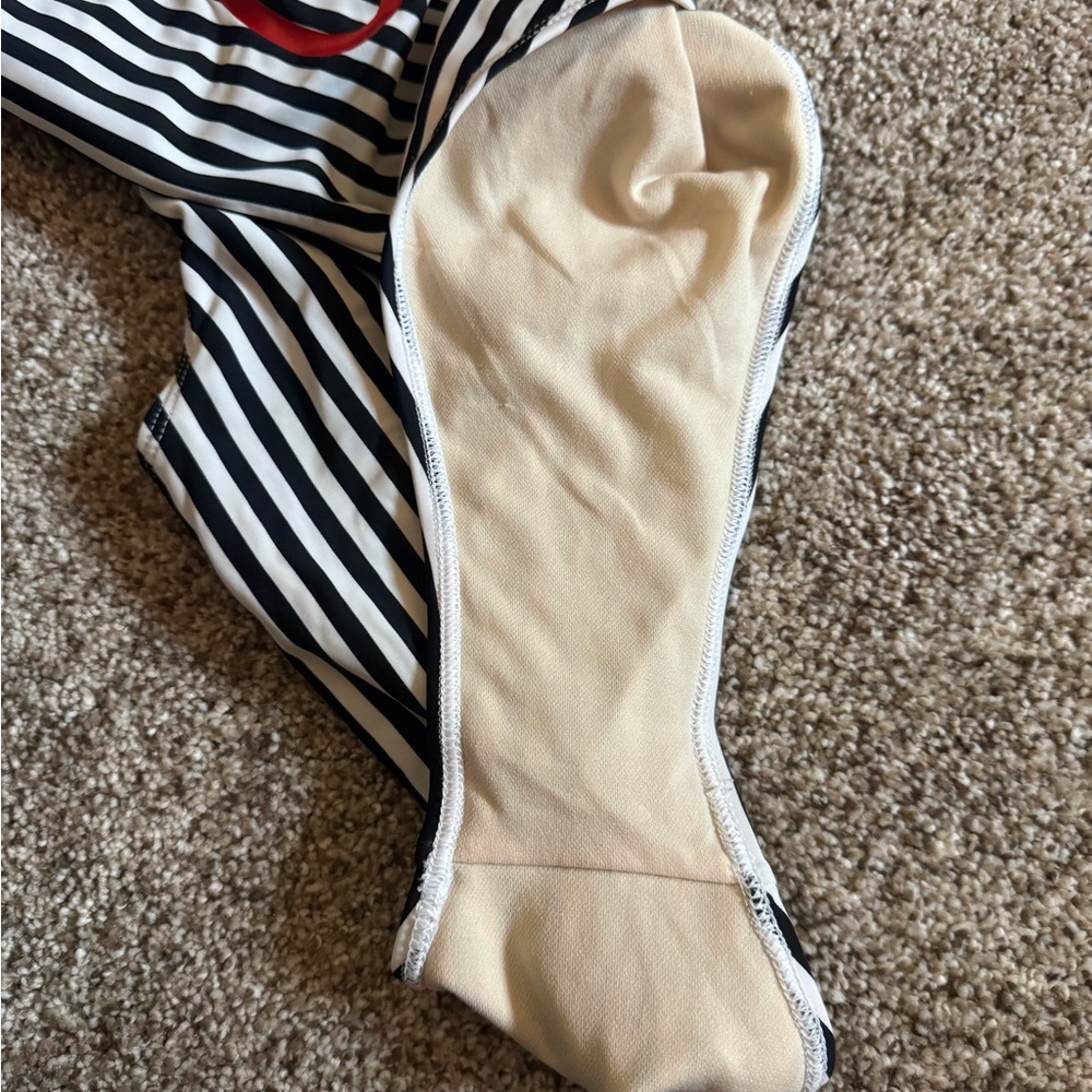 PRIVATE PARTY x UO Collab Exclusive Black and White Striped Swimsuit - Ciao - Picture 7 of 7